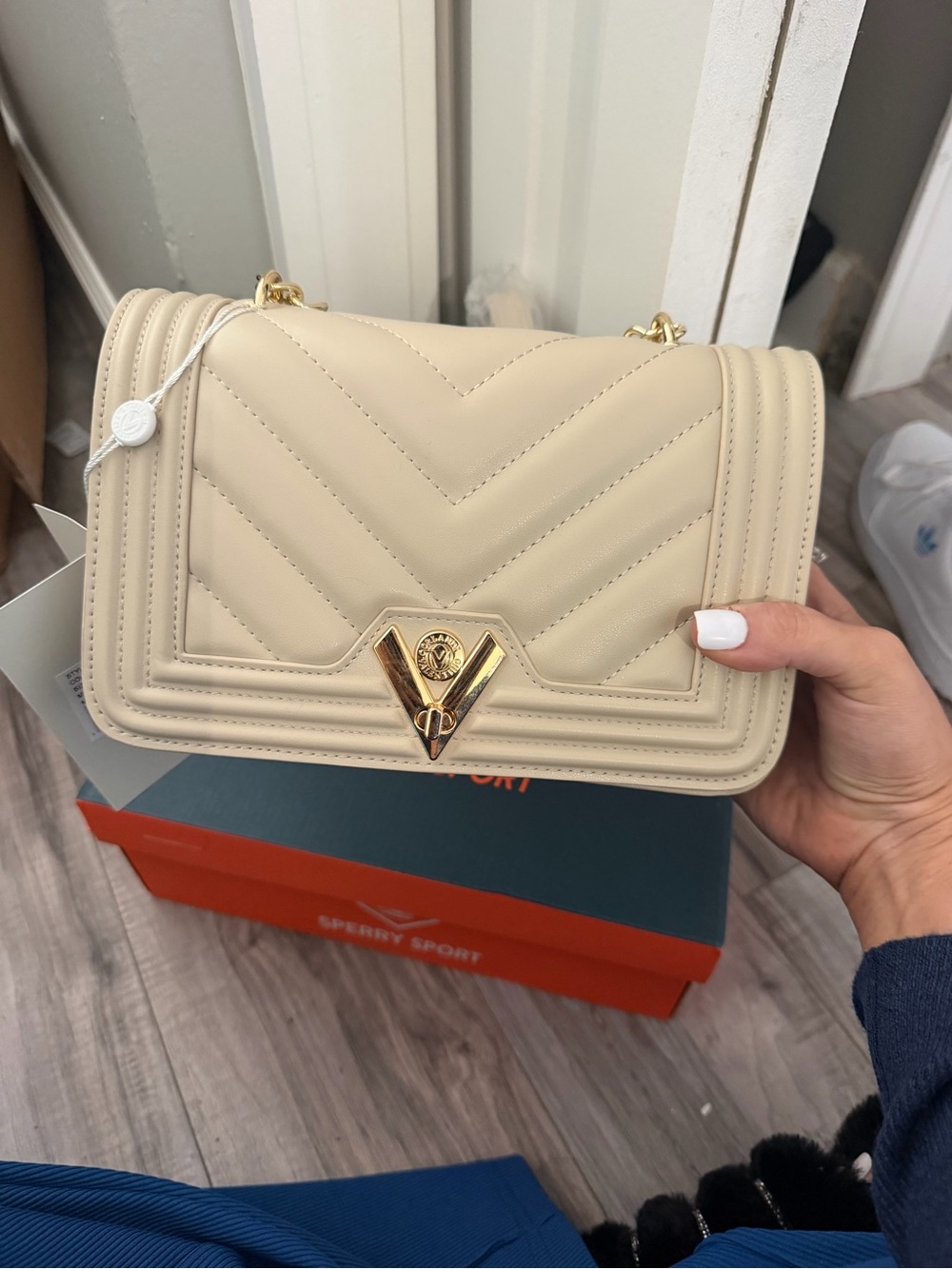 Valentino Orlandi Cream Quilted Shoulder Bag with Gold V-Clasp